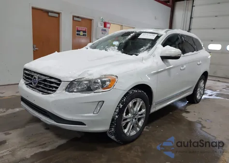 2016 Volvo Xc60 T5 Premier z USA, uszkodzony, nr VIN YV4612RK7G2781571